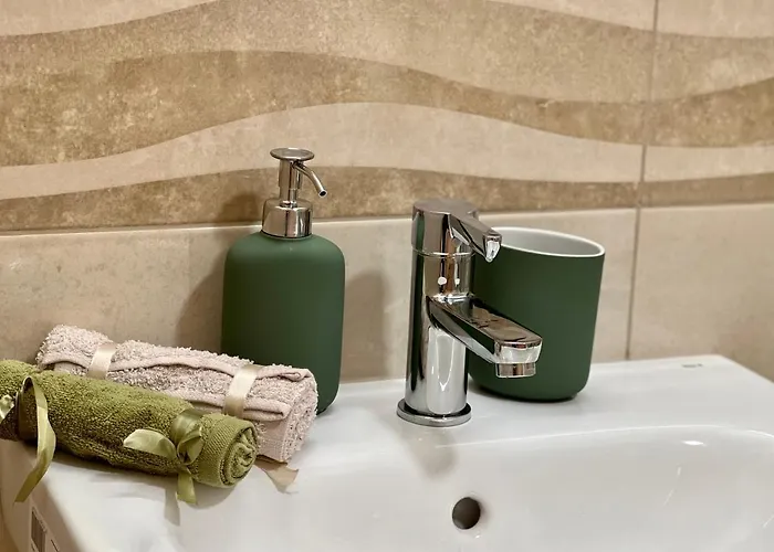 Sara's Cozy And Close To Center With Private Parking Apartament *