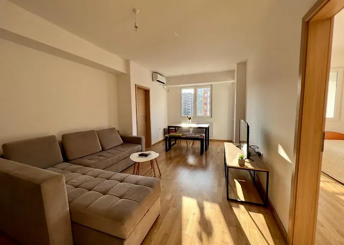 Apartament Sara's Cozy And Close To Center With Private Parking *